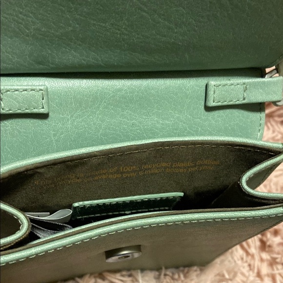 Matt & Nat Mint Green Crossbody Bag – Minimalist & Eco-Friendly Chic - Picture 5 of 5